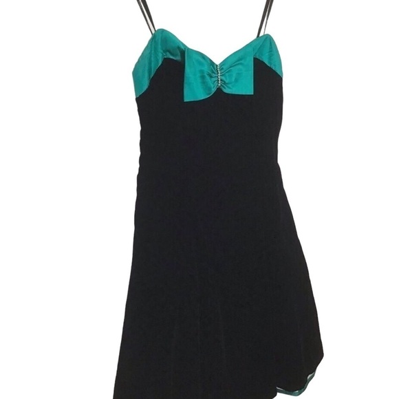 Joseph Ribkoff black velvet strapless ruffle tulle dress crinoline fit & flare 8 - Picture 3 of 16